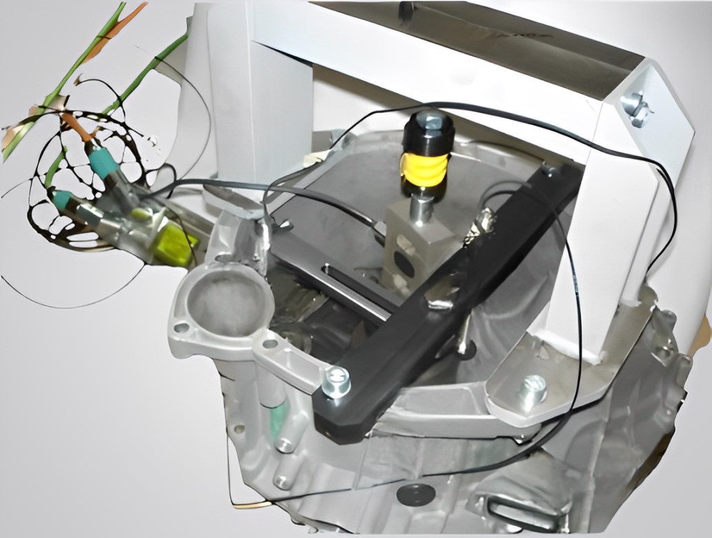 Dry dual clutch electromechanical actuator